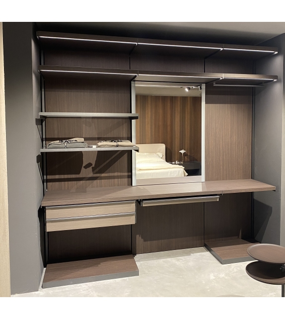 Ready for shipping - Master Dressing Molteni & C Walk-in Closet